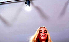 blonde dildo webcam